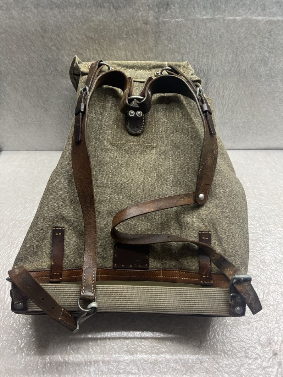 Schweizer Armee Rucksäcke: Original Schweizer Militär Rucksack, 1966 – Gebraucht aus Rotkreuz von perlengott 2