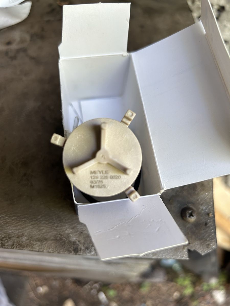 Skoda Tutti pezzi di ricambio auto: Thermostat Skoda octavia 2016 – Nuovo e nell'imballaggio originale da Benglen venduto da Jeki1212 1