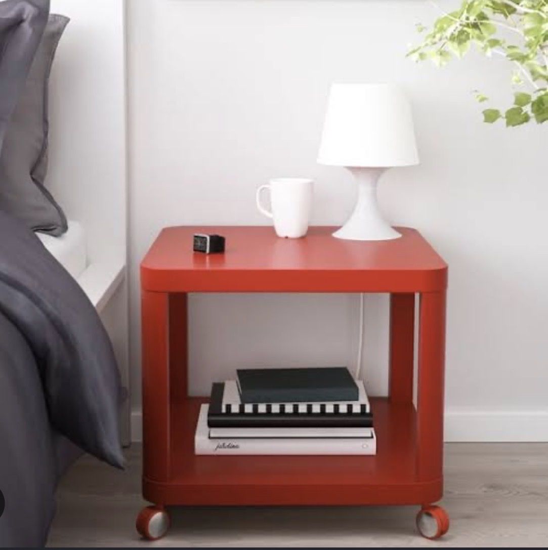 Ikea Nachttische: 2x Side Table with Wheels Good Condition – Gebraucht aus Basel von 02m_jml2 2