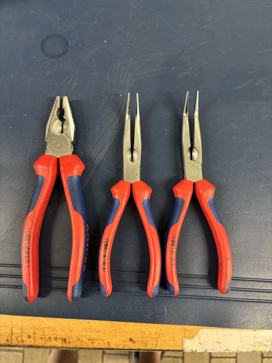 Knipex Tutti gli attrezzi: Knipex Zangen – Nuovo (secondo la descrizione) da Bärau venduto da Luschwa