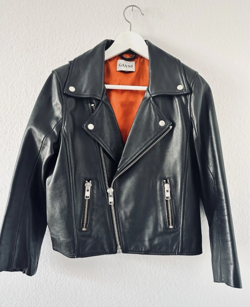 Ganni Vestes: Lederjacke Scwarz GANNI – D'occasion à Zürich par rfe_g6kw