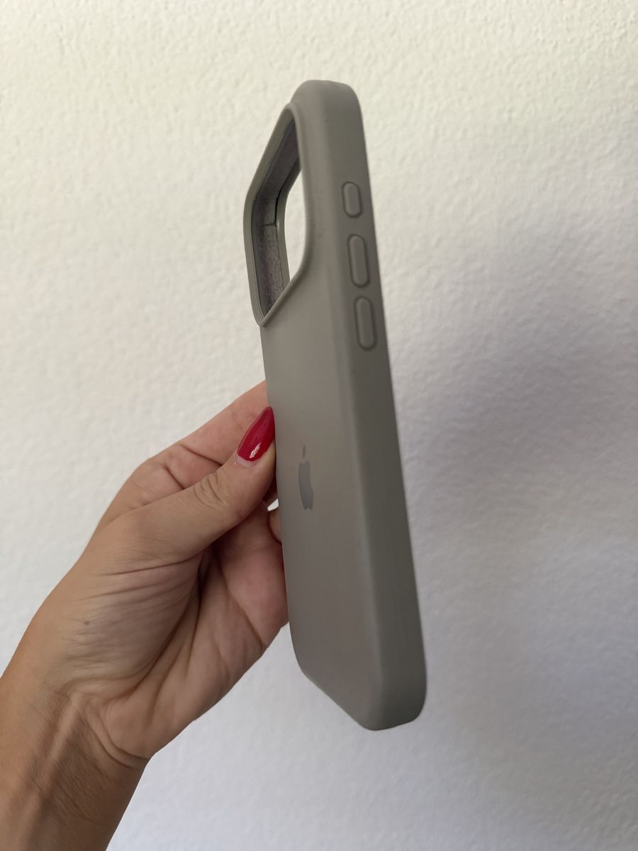 Apple Covers & Schutzfolien: Apple iPhone 17 pro / 18 pro case  – Gebraucht aus Gränichen von Domsiiiii 1