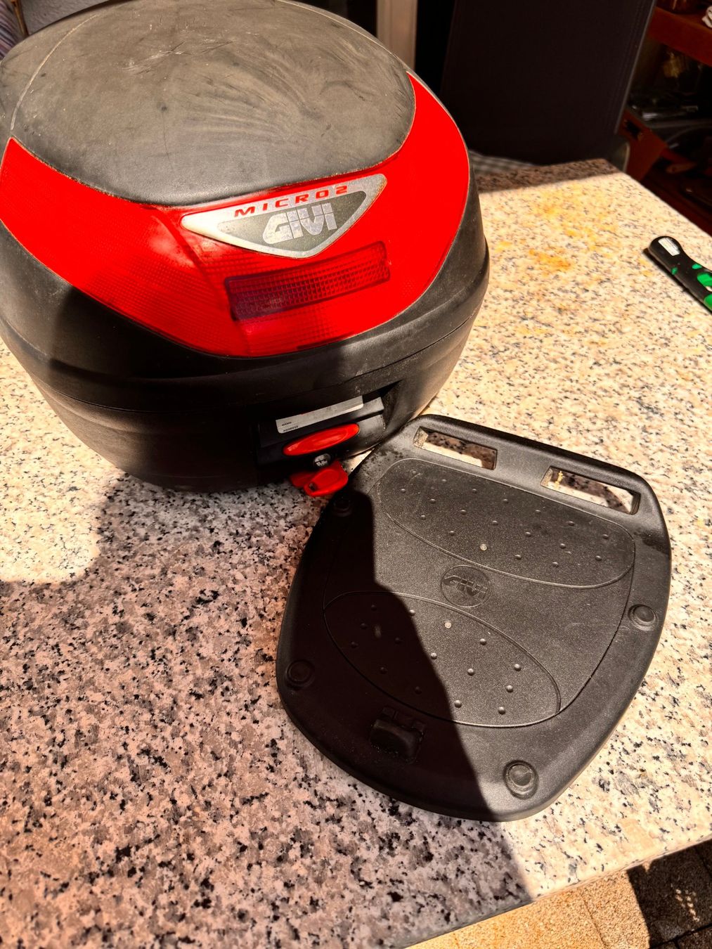Givi Topcase: TopCase für Motorrad oder -roller – Gebraucht aus Moosseedorf von Buchsiu 4