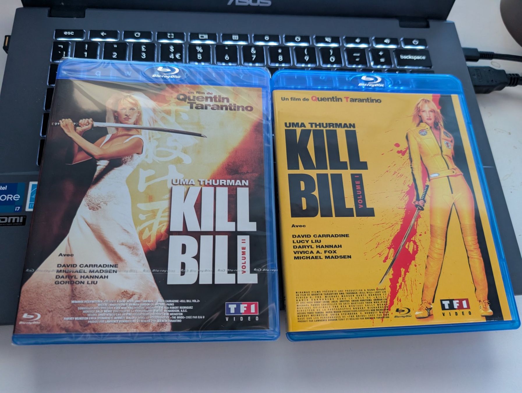Alle DVDs: Kill Bill Volume 1 + 2 - Blu Ray Boxset – Gebraucht aus Hünenberg See von SpecialEditionGaming 2