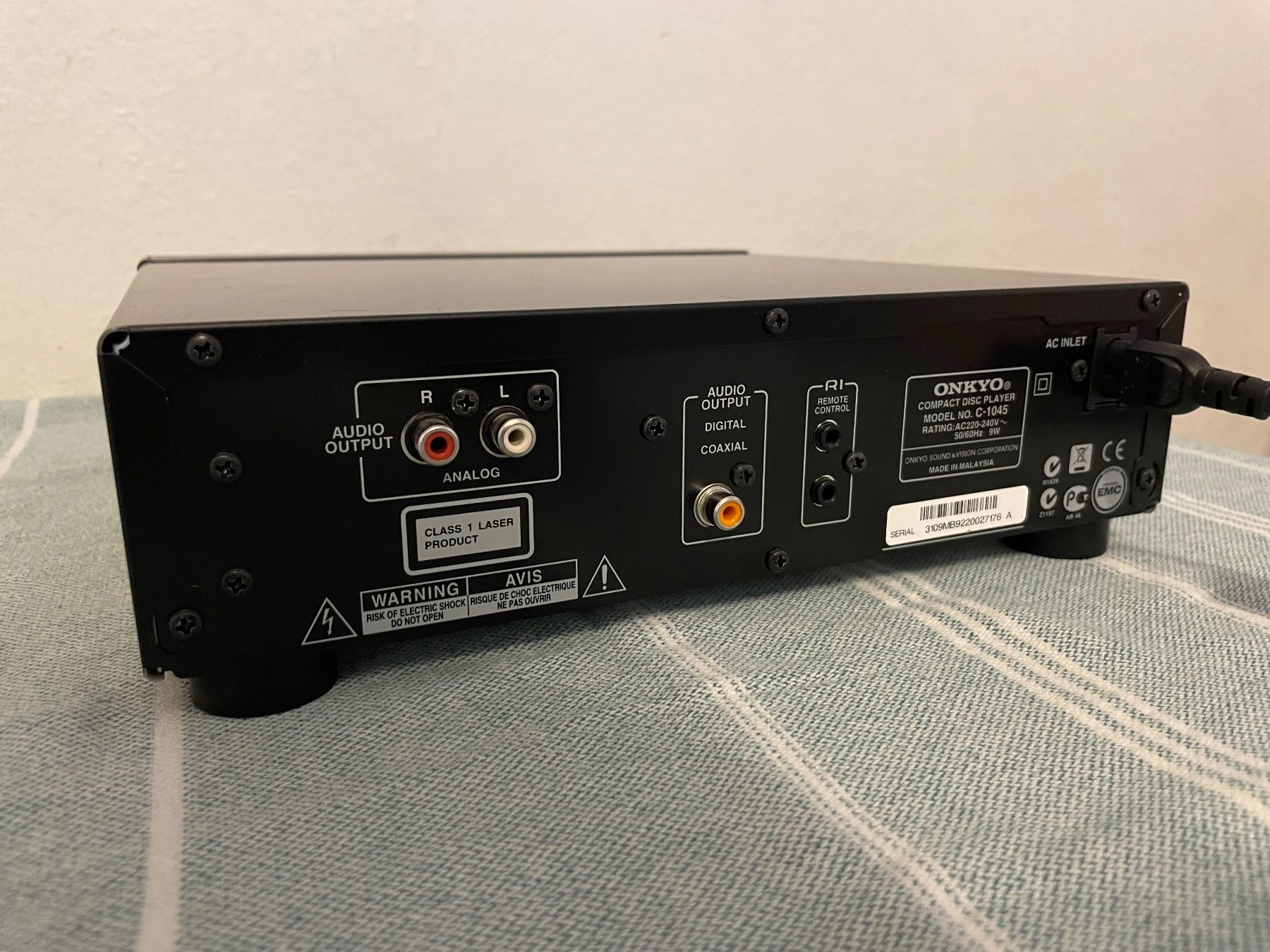 Onkyo Multimediaplayer & Streamer: ONKYO C-1045 HIGH END CD PLAYER – Gebraucht aus Zürich von  3