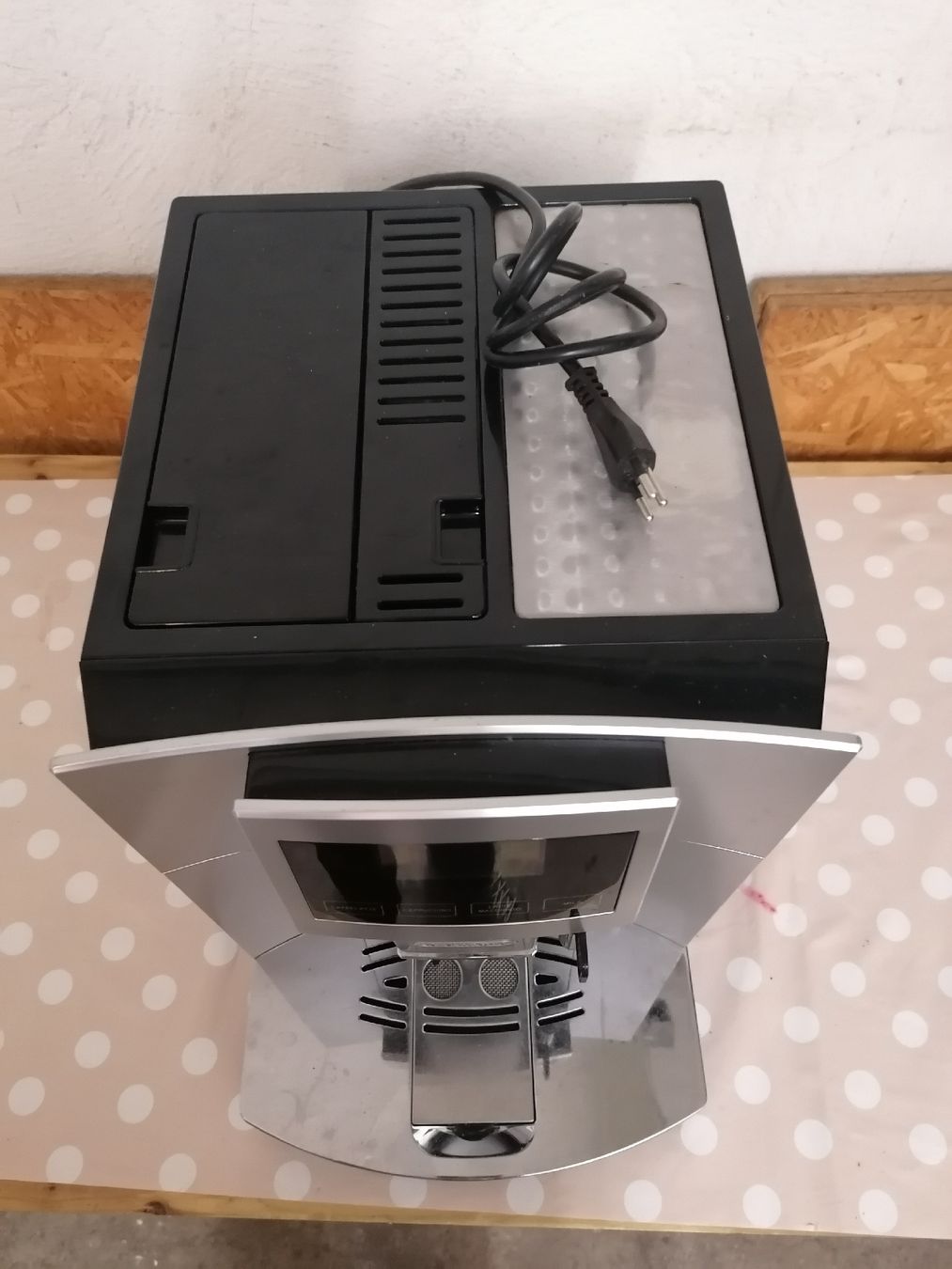 De'Longhi Machines à café & Machines à expresso: Delonghi Perfecta Kaffeemaschine  – Défectueux à Stettlen par red_g2pp 1
