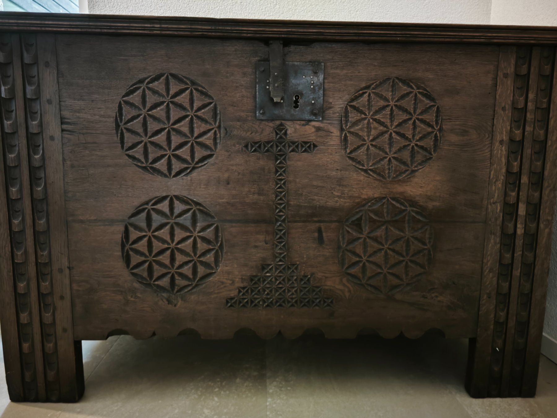 Truhen: Madia antica in rovere – Gebraucht aus Airolo von mireille1947