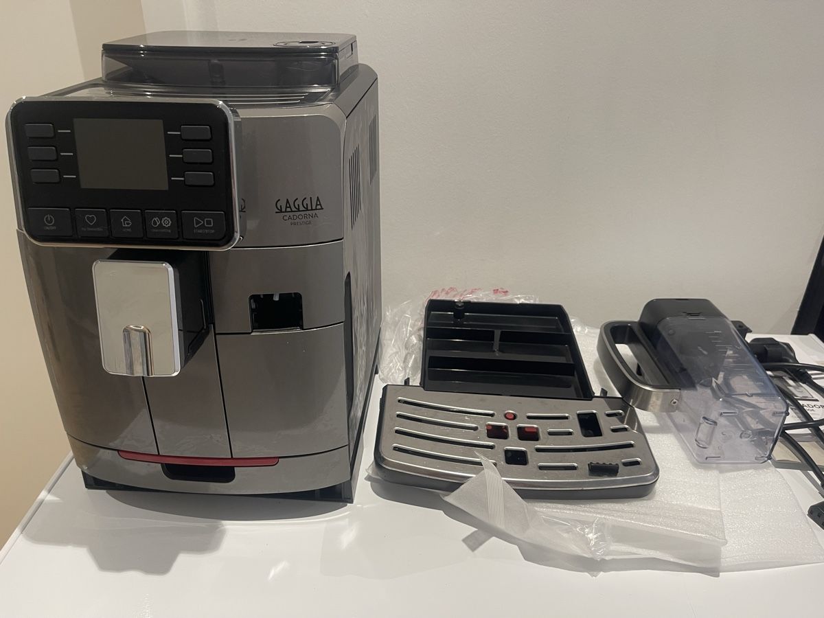 Gaggia Macchine per caffè & Macchine per espresso: Gaggia Cadorna Prestige Automatic Coffee Machine – Usato da Unterägeri venduto da eve_76lj 1