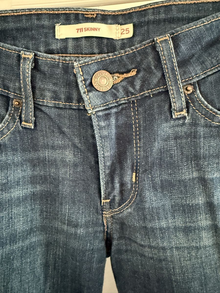 Levi's Pantalons: Levis Strauss & Co 711 Skinny Hose – D'occasion à Opfikon par Luis144 3