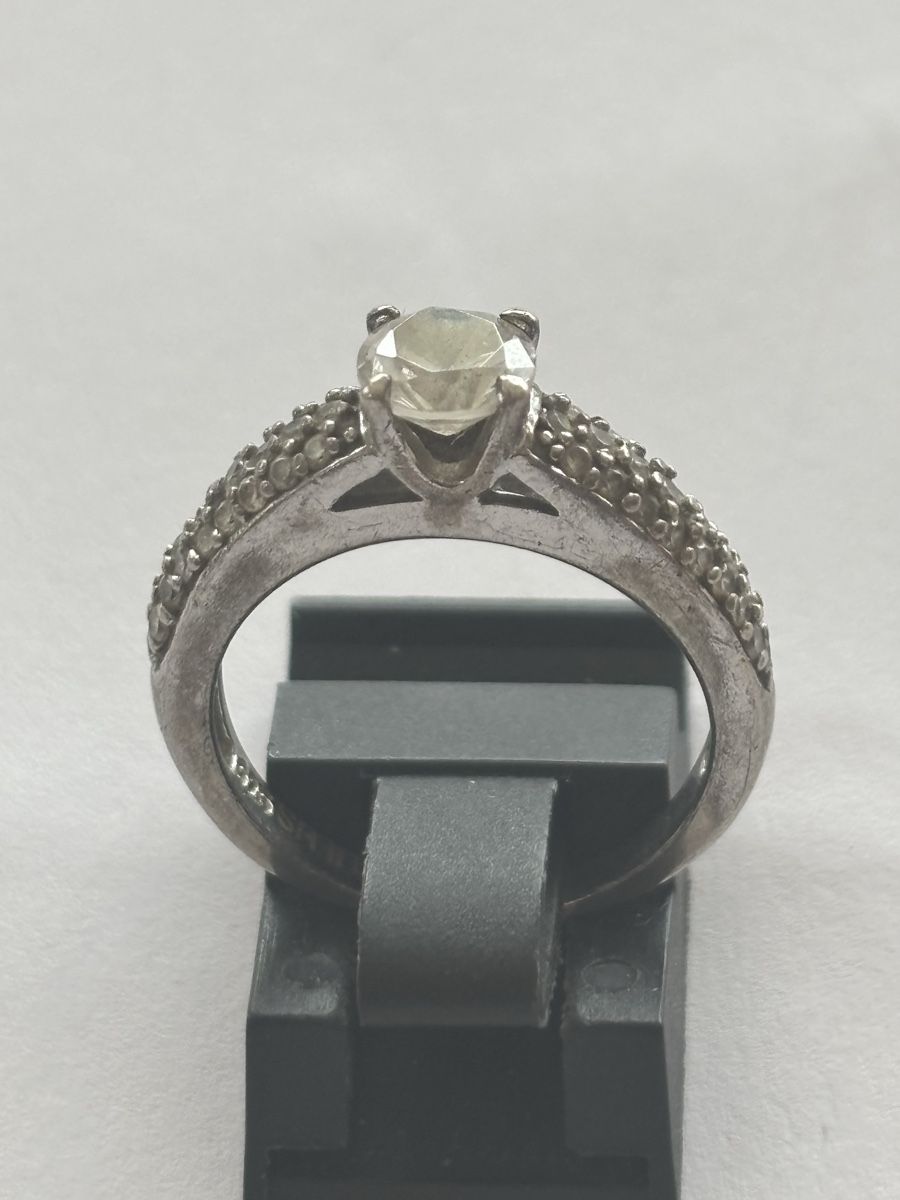 Bagues: Silber 925  Ring mit Steinen gebraucht – D'occasion à Langnau am Albis par flusspflege