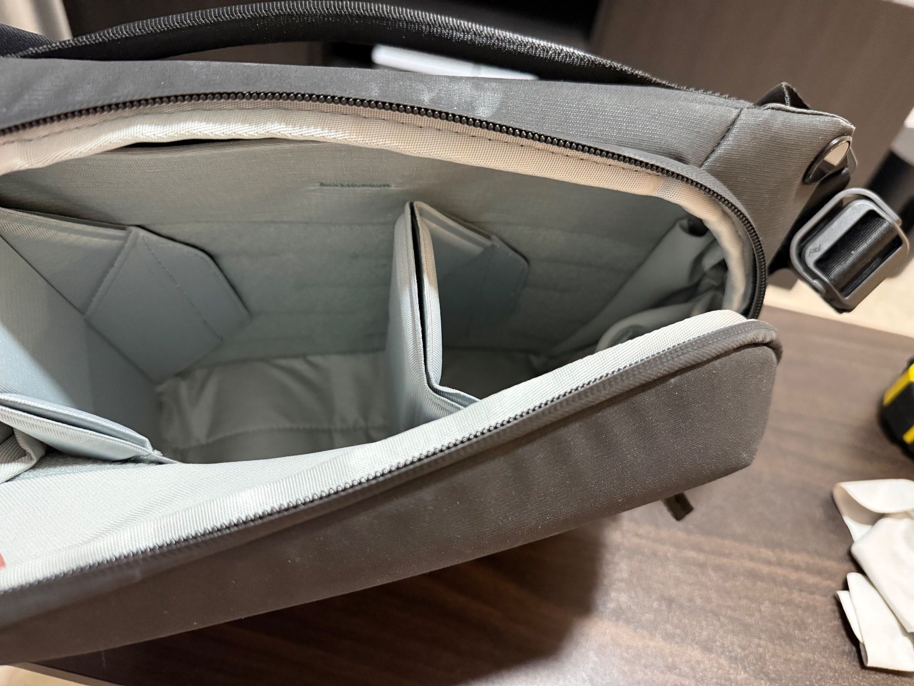 Sacs: Camera Bag Peak Design sling – Neuf (Voir description) à Nyon par Olivier22 3