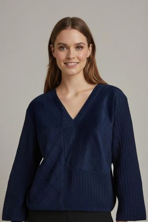 Marineblauer V-Ausschnitt-Pullover mit Strukturmuster