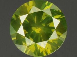 0.18 cts CERTIFIED Diamond, SI1, Vivid Olive Green