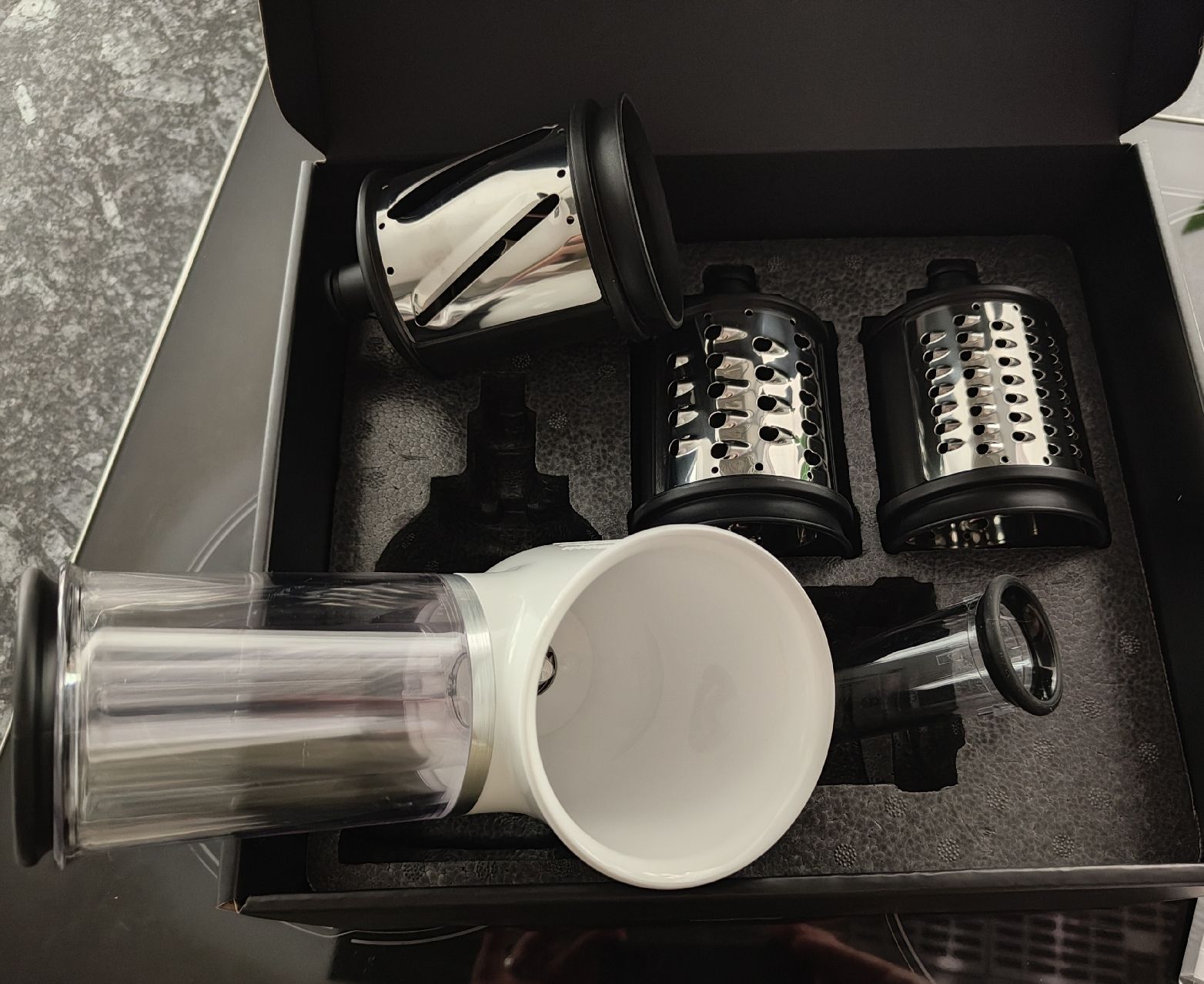 Kitchenaid Küchengeräte: KitchenAid Fresh Prep Slicer Shredder  – Neu (gemäss Beschreibung) aus Erstfeld von Celina04 2