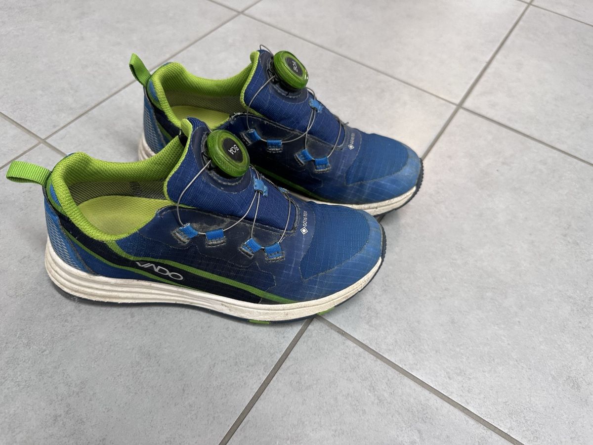 Chaussures garçon: Vado Schuhe, Gr. 35 – D'occasion à Ostermundigen par Alora78 2