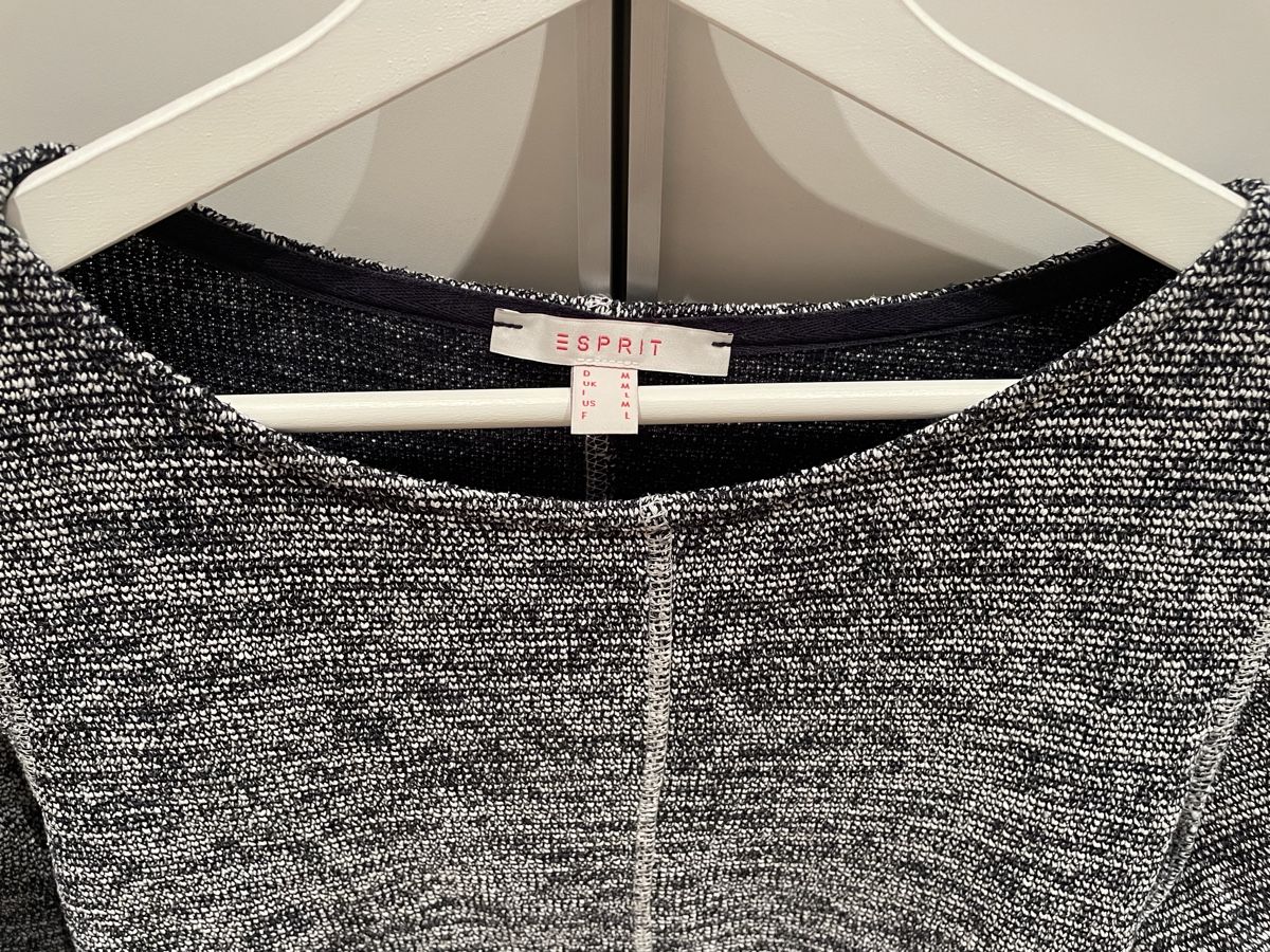 Esprit Pullover & Sweatshirts: Esprit Blusenpullover Gr. M – Gebraucht aus Wichtrach von estrella03 1