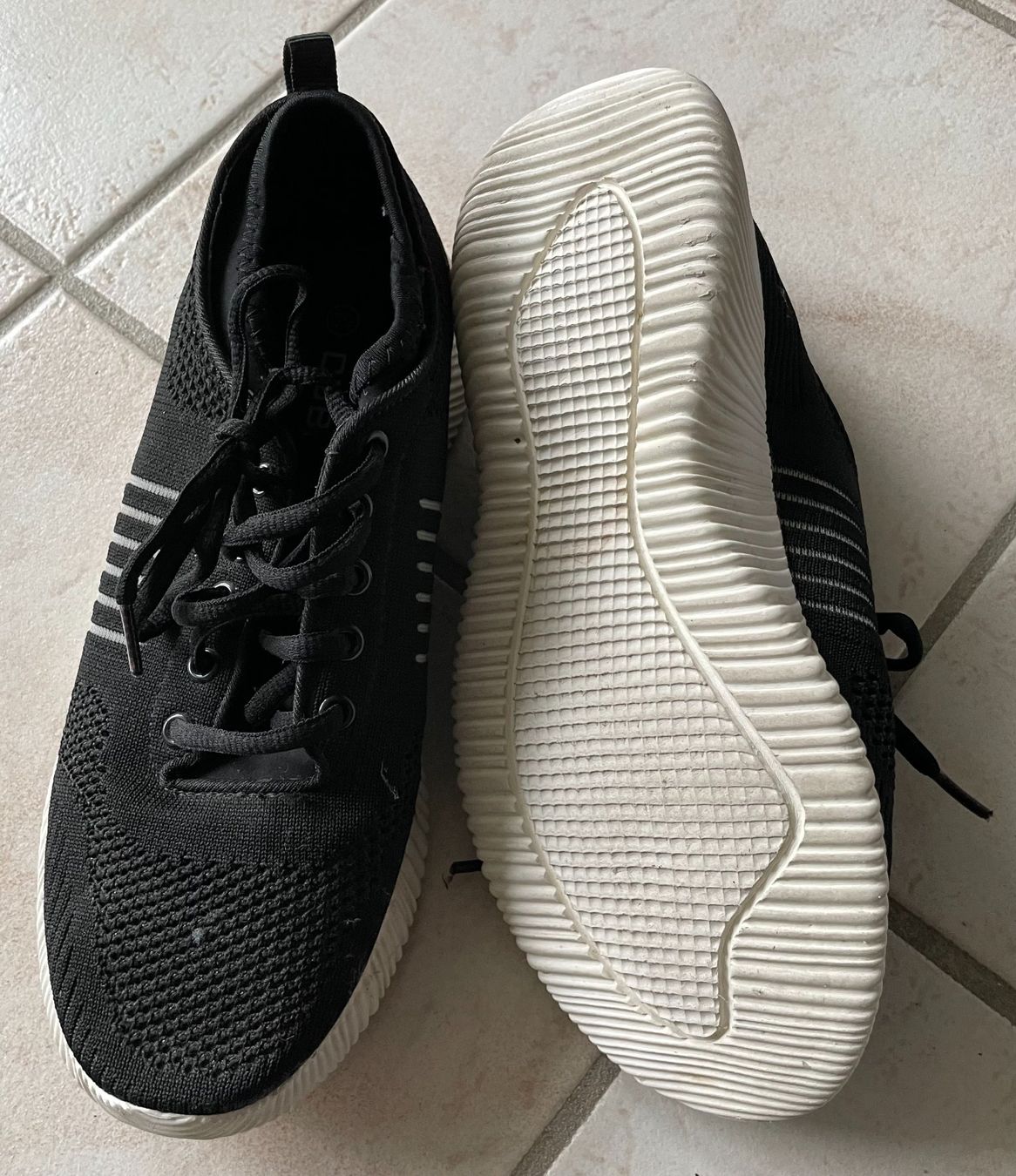 Herrenschuhe: Sneaker - CUBA - Grösse 39 – Gebraucht aus Seon von tweety19 1