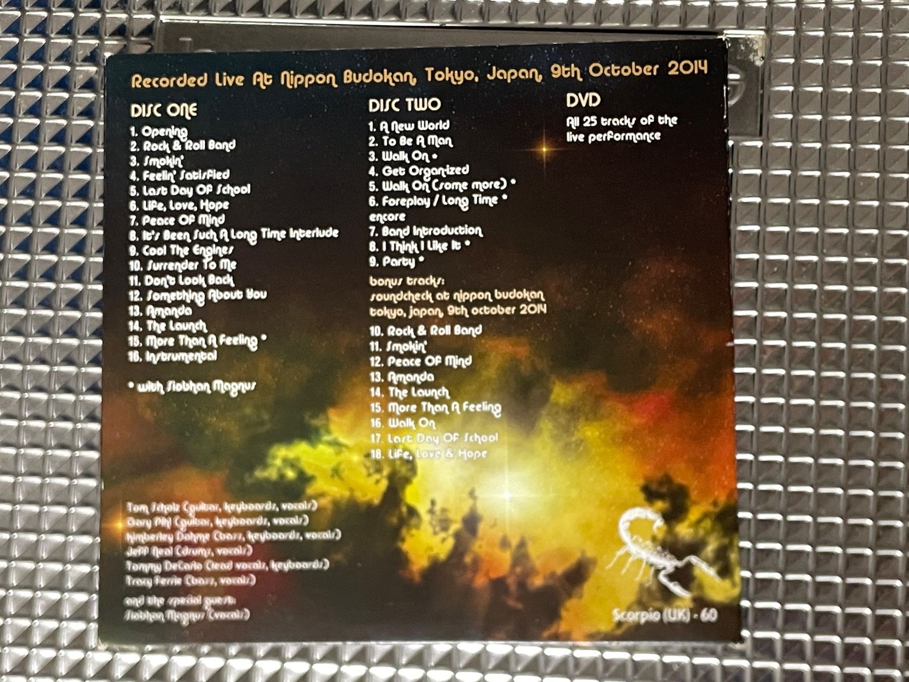 CD: Boston - Heaven – Usato da Muri b. Bern venduto da AdidasCollector 1