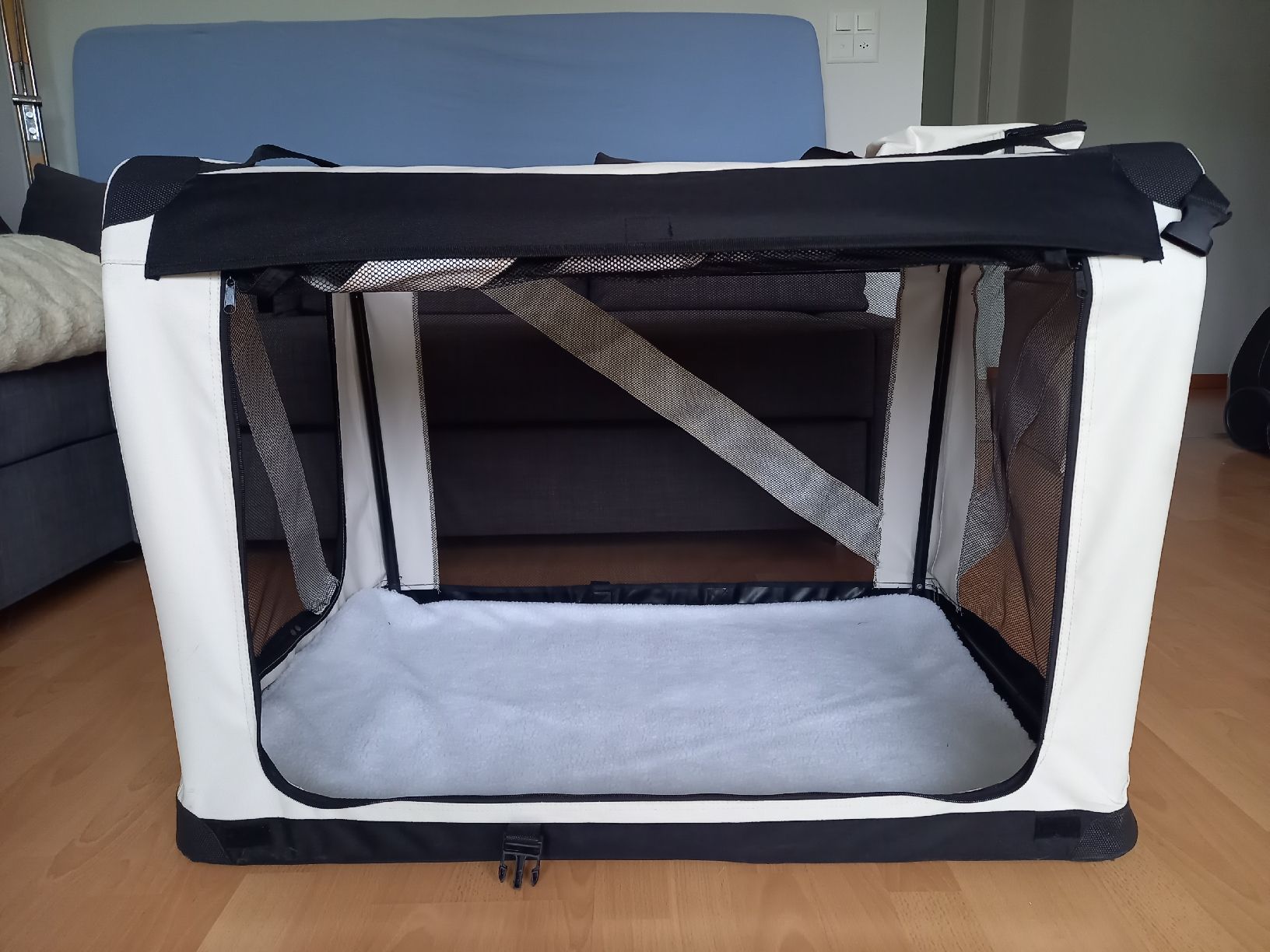 Liege- & Schlafplätze: Faltbare Hundebox – Neu (gemäss Beschreibung) aus Degersheim von isa_vrj5