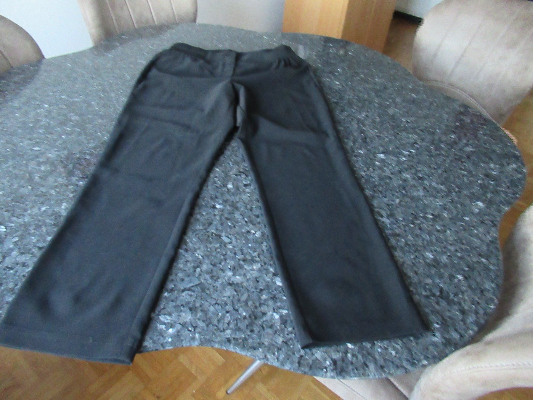 Lotti di vestiti: Blusen+ Top +Hosen – Nuovo (secondo la descrizione) da Rüfenacht BE venduto da tial70 4