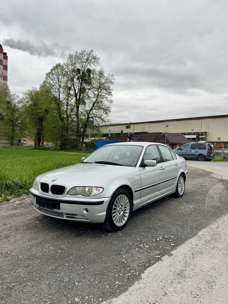 BMW Autos: BMW 330xi – Gebraucht aus Collombey von anthonytruffer 2