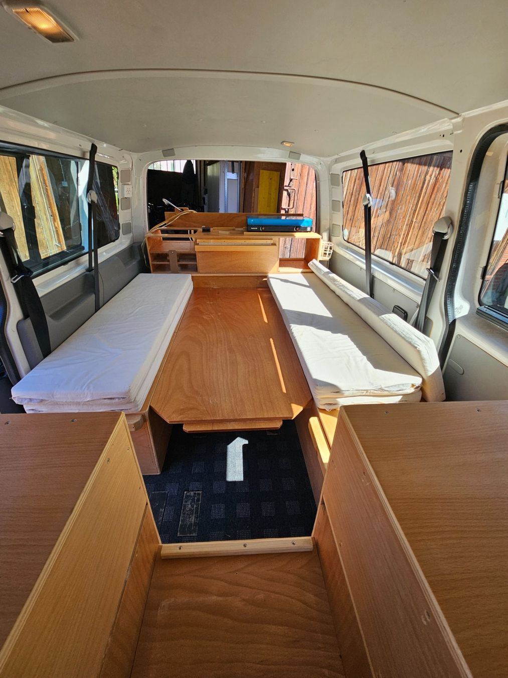 Mobilhome: Wohnmobil Einbau VW T5 langer Radstand – Gebraucht aus Greifensee von Bizzen 1