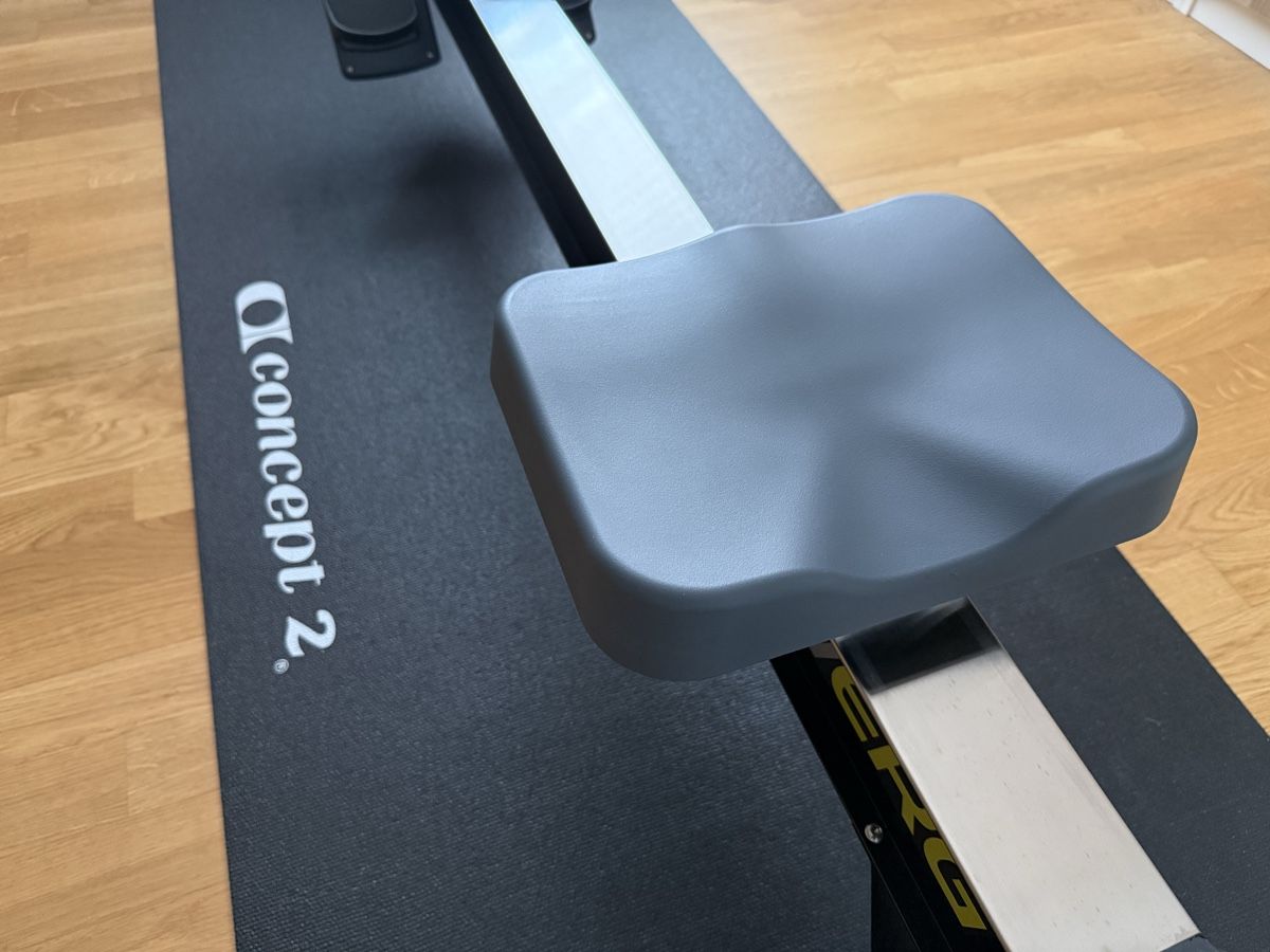 Concept 2 Hometrainer: Concept2 RowErg Standard PM5 Rudergerät inkl. Concept2 Matte – Nuovo (secondo la descrizione) da Adlikon b. Regensdorf venduto da patzkaal 3