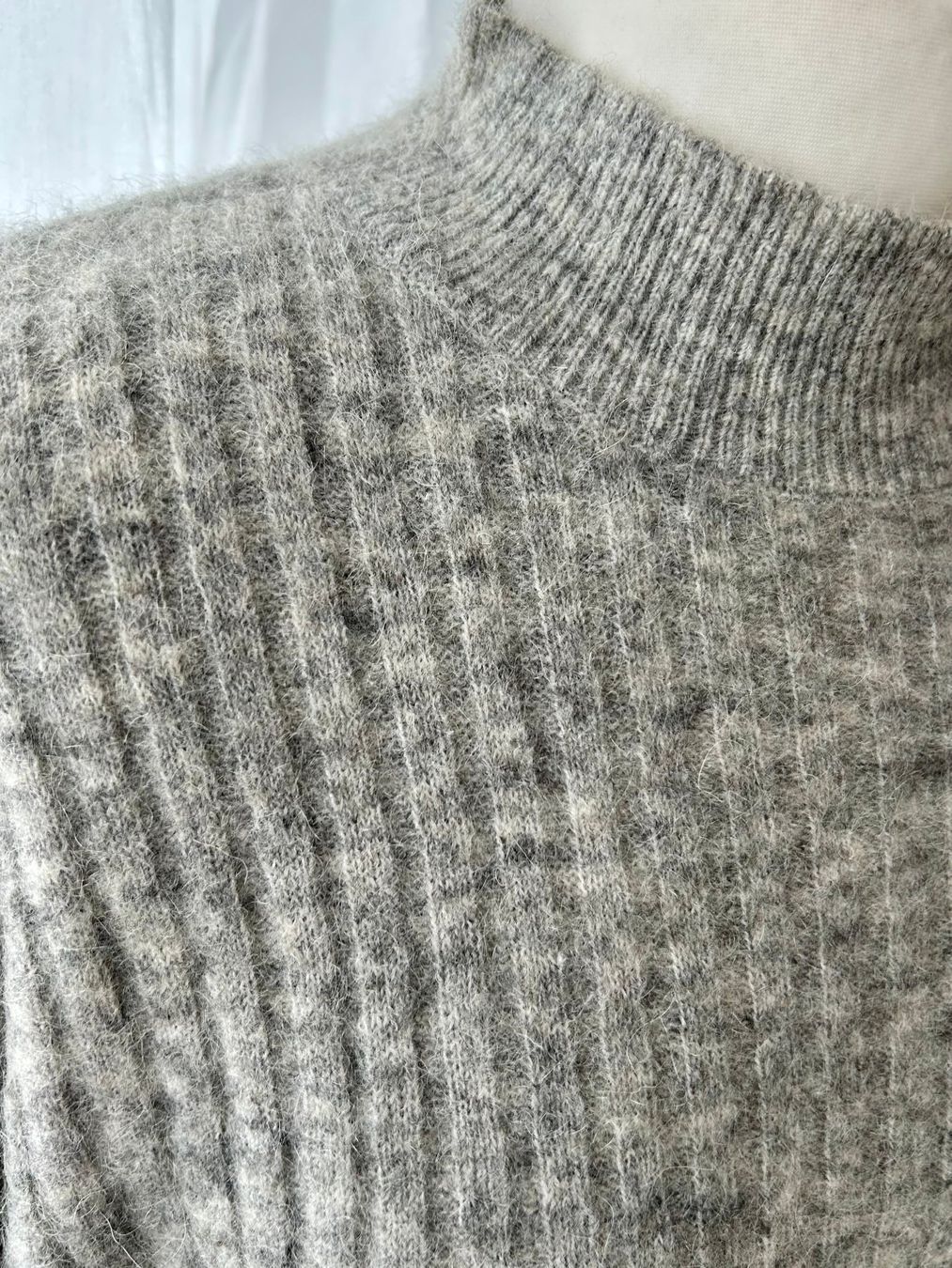 H&M Maglioni & Felpe: Grauer H&M Pulli, Mohair Wollpullover, Pullover, M 38 – Usato da Zürich venduto da DepotCharity 9