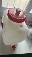Getränkespender 60 l weiss/rot fast neu