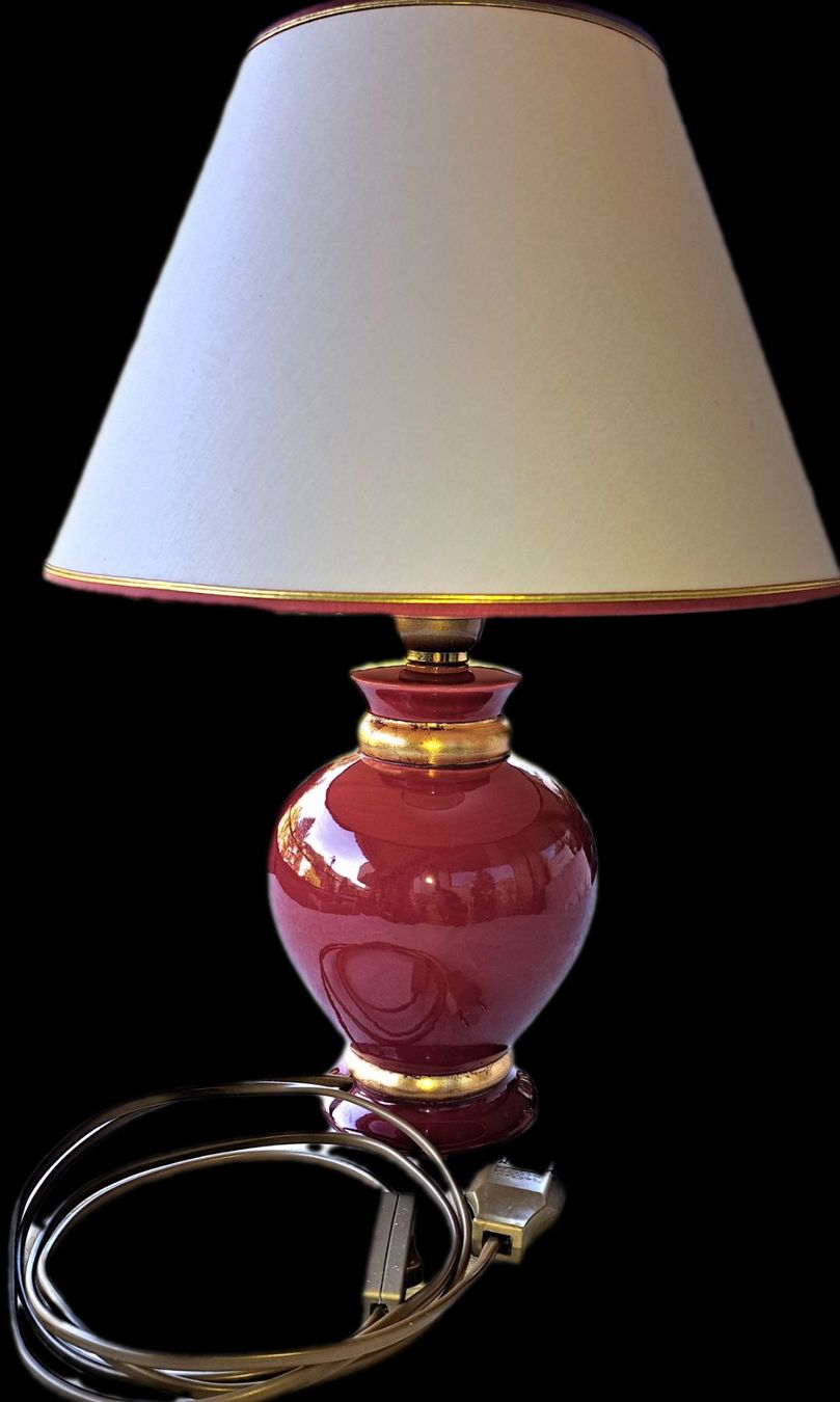Lampade: Stillvolle Tischlampe – Usato da Langnau am Albis venduto da clgerry
