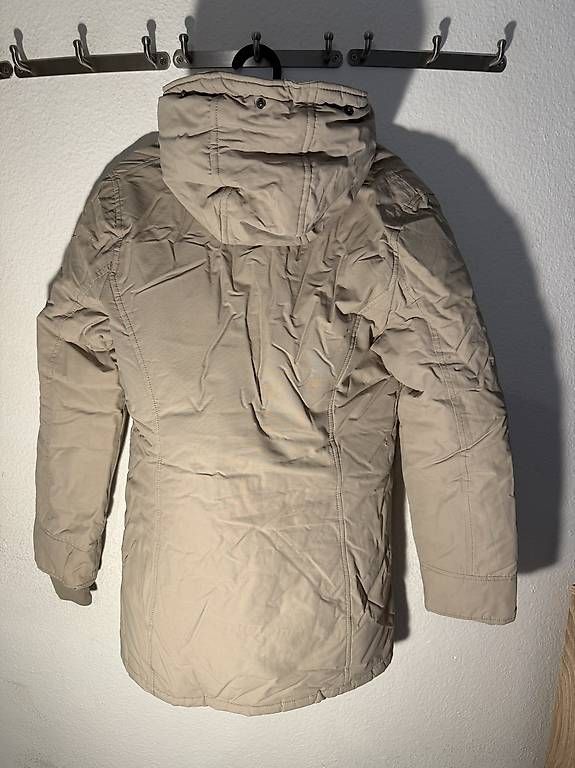 Jacken: Winterjacke Grösse S – Gebraucht aus Zürich von joe_9lm9 2