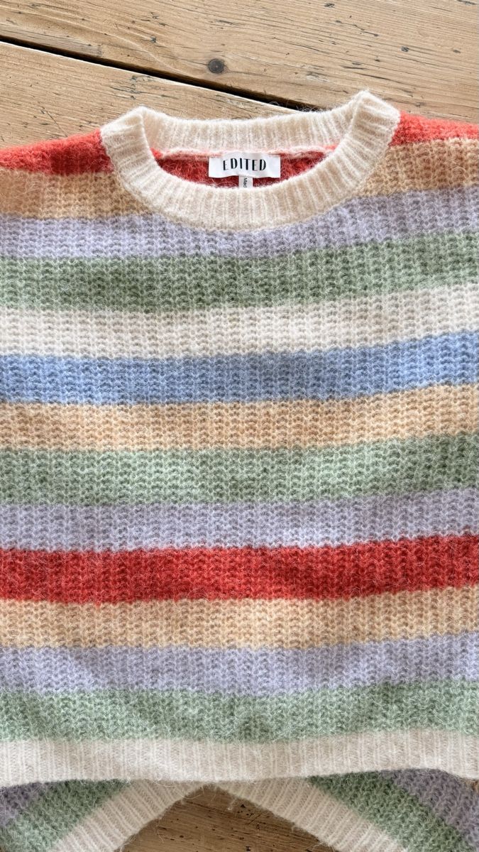 Pulls & Sweat-shirts: EDITED Pullover – Neuf (Voir description) à Schaffhausen par melanieisa