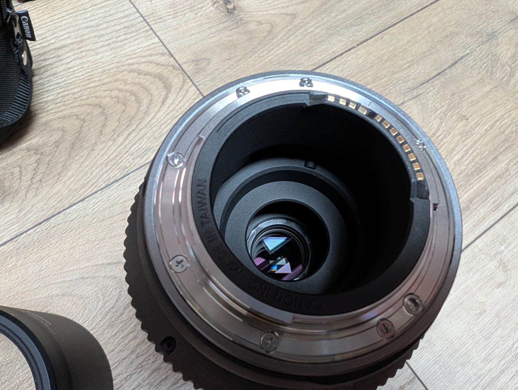 Canon Obiettivi: Canon RF 600mm F11 IS STM – Nuovo (secondo la descrizione) da Colombier NE venduto da Hanslepire 3