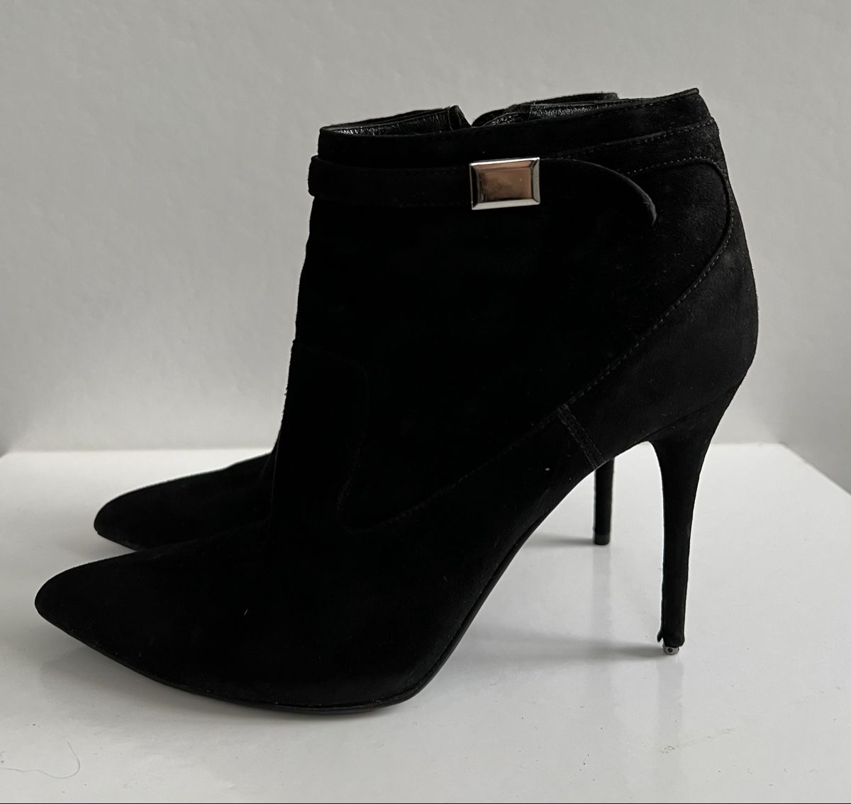 Scarpe da donna: Alexander Macqueen – Usato da Dietikon venduto da k.mirella 2