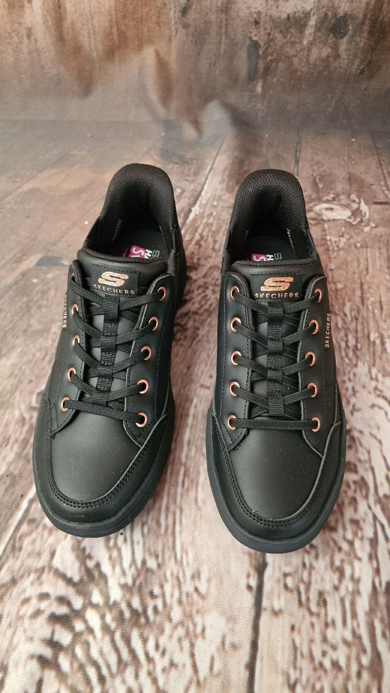 Skechers Scarpe da uomo: Skechers Schwarz Handfree Gr 39 – Nuovo (secondo la descrizione) da goldach venduto da seegoldi13 1