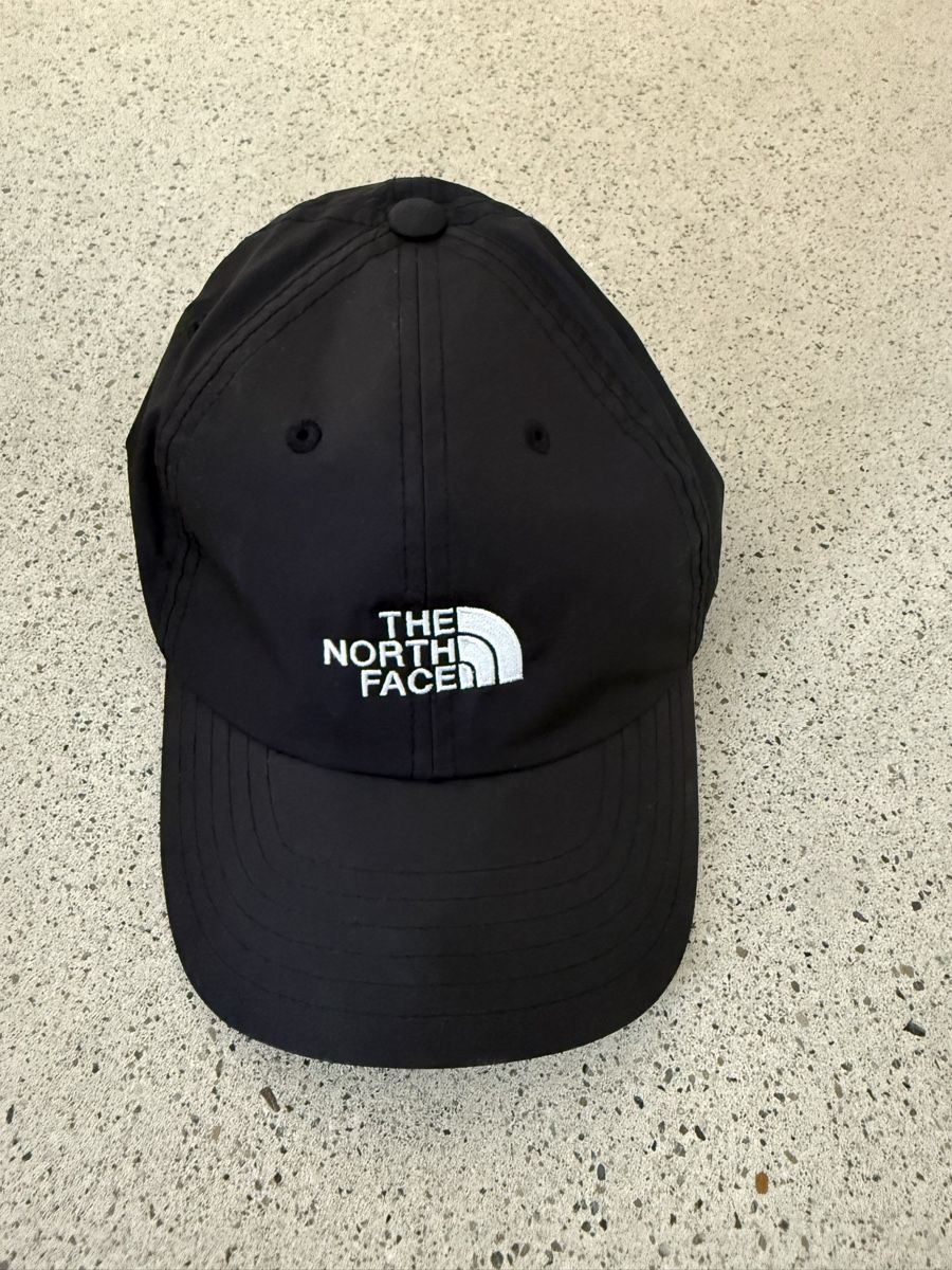 North Face Copricapi, berretti & cappellini: The North Face Cap – Usato da Zürich venduto da ChickenNuget