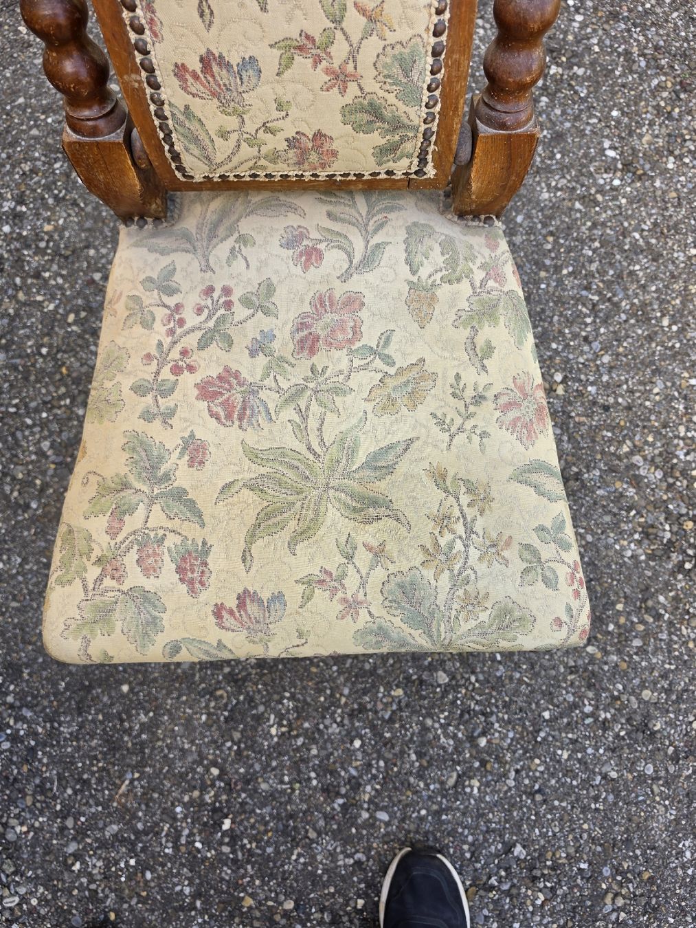 Stühle: Antiker Stuhl mit Blumemuster - Vintage Hingucker! – Gebraucht aus Mettlen von elios0888 1