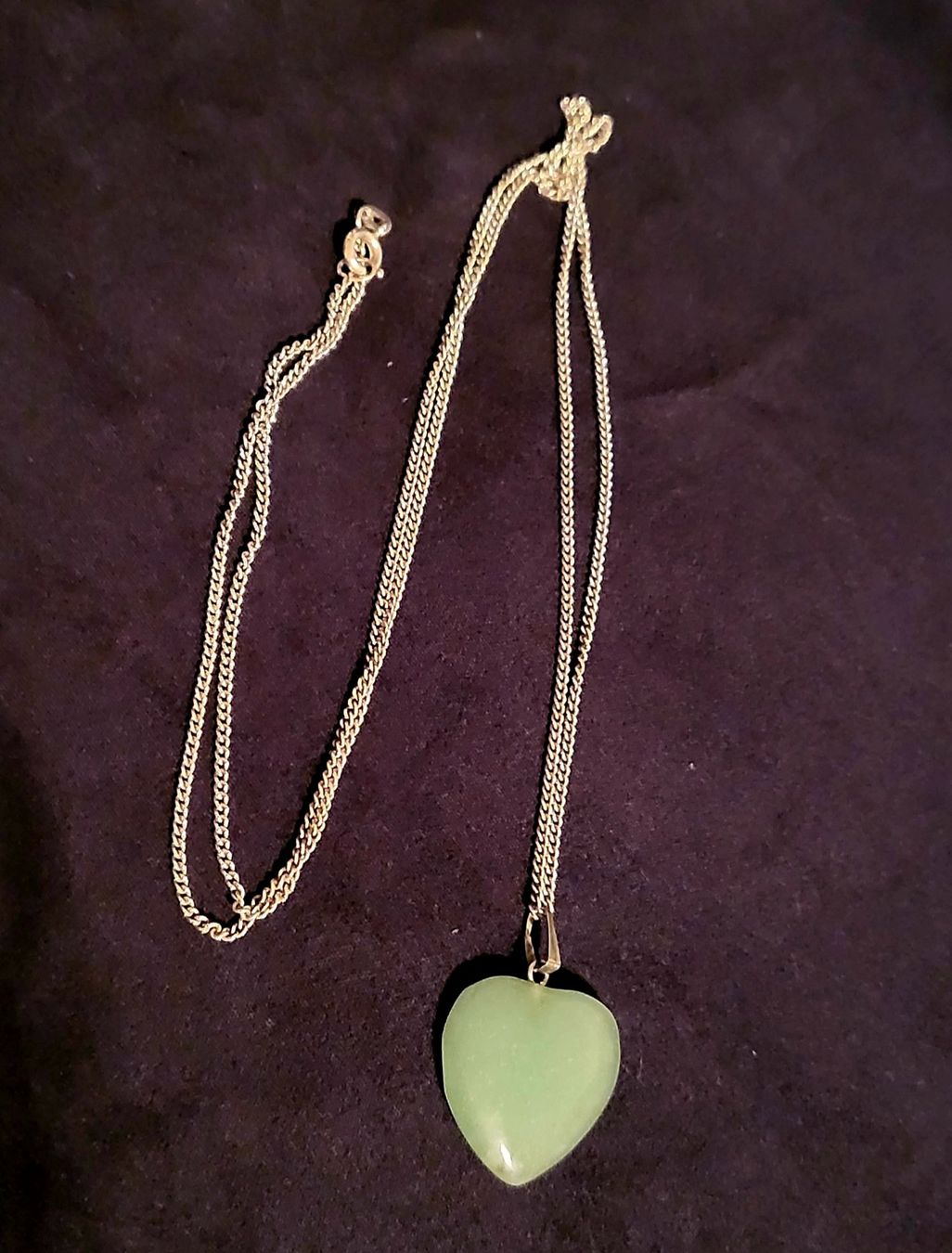 Catenine: collier en argent avec pendentif en jade. – Usato da Neuchâtel venduto da wikit