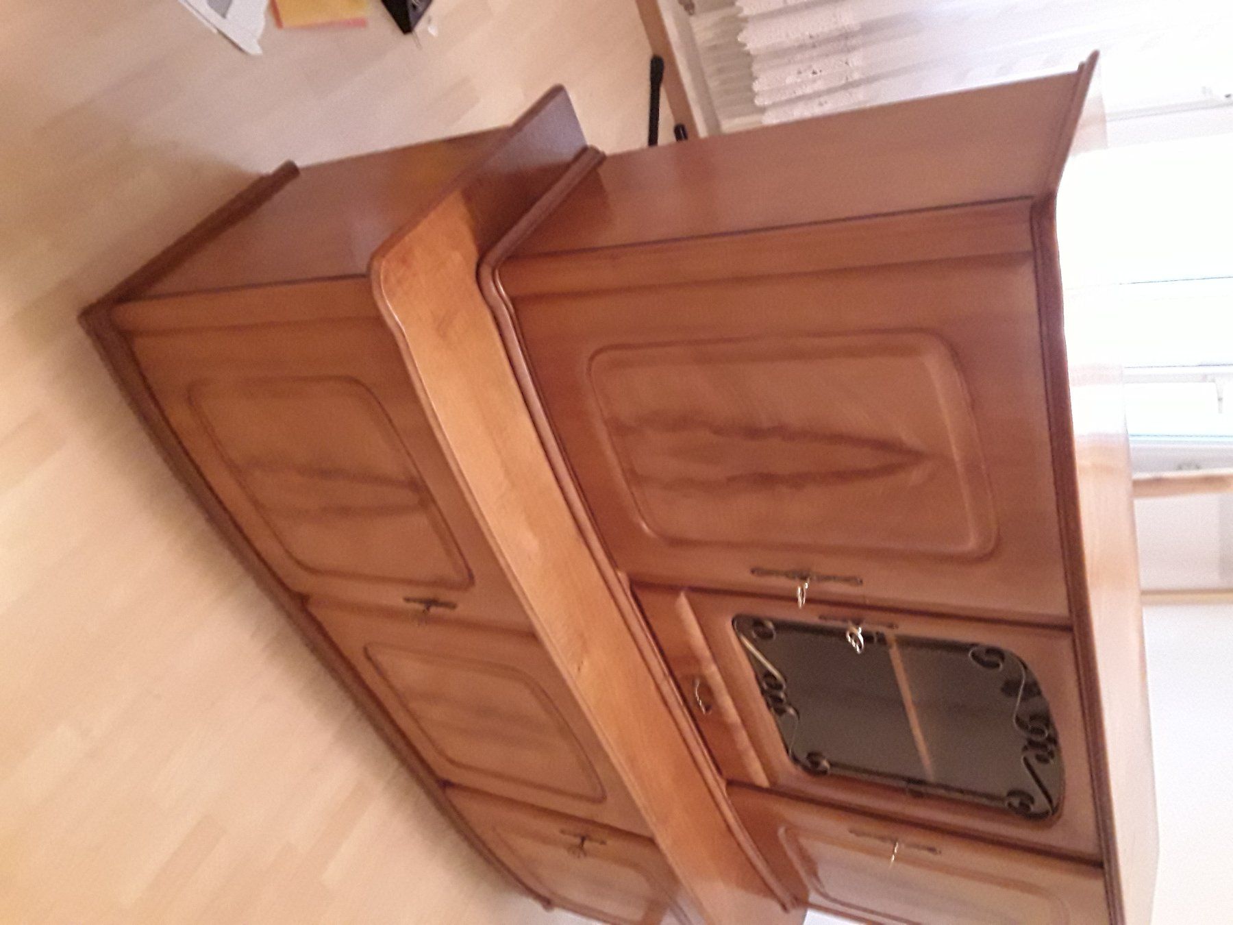 Credenze: Buffetschrank Vintage Stil – Usato da Jegenstorf venduto da jeep 1