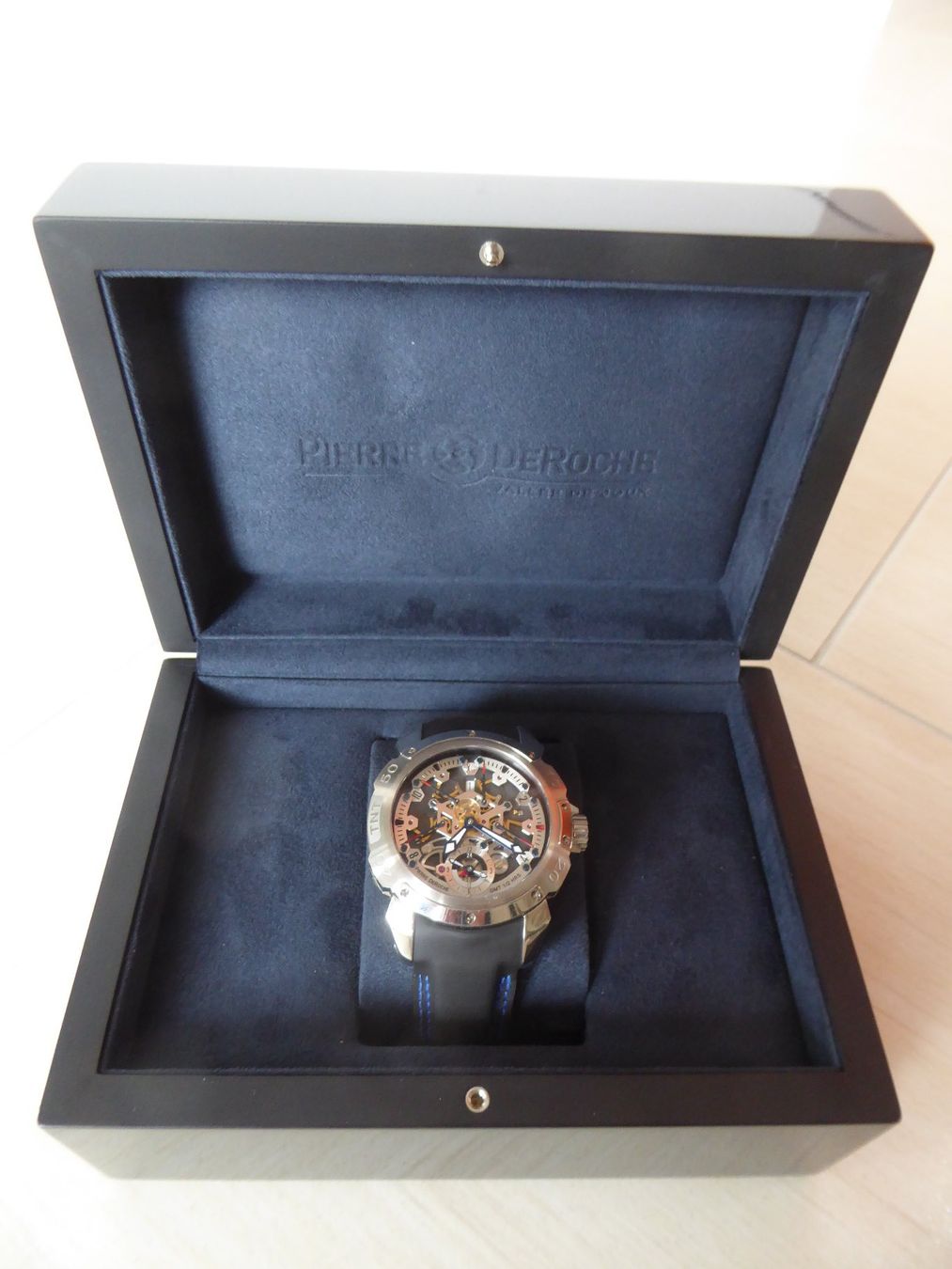 Orologi: Pierre Deroche TNT Royal Retro GMT Half Hour – Usato da Vevey venduto da luc9 1