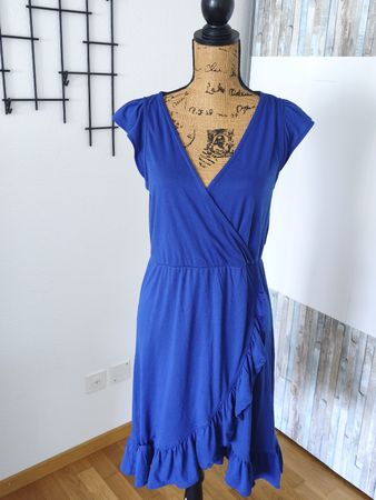 Damen Wickelkleid VILA blau Grösse M guter Zustand