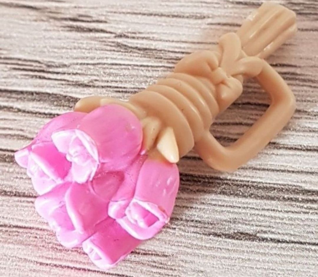 Bambole: accessoire pour Barbie – Usato da Couvet venduto da Pioune