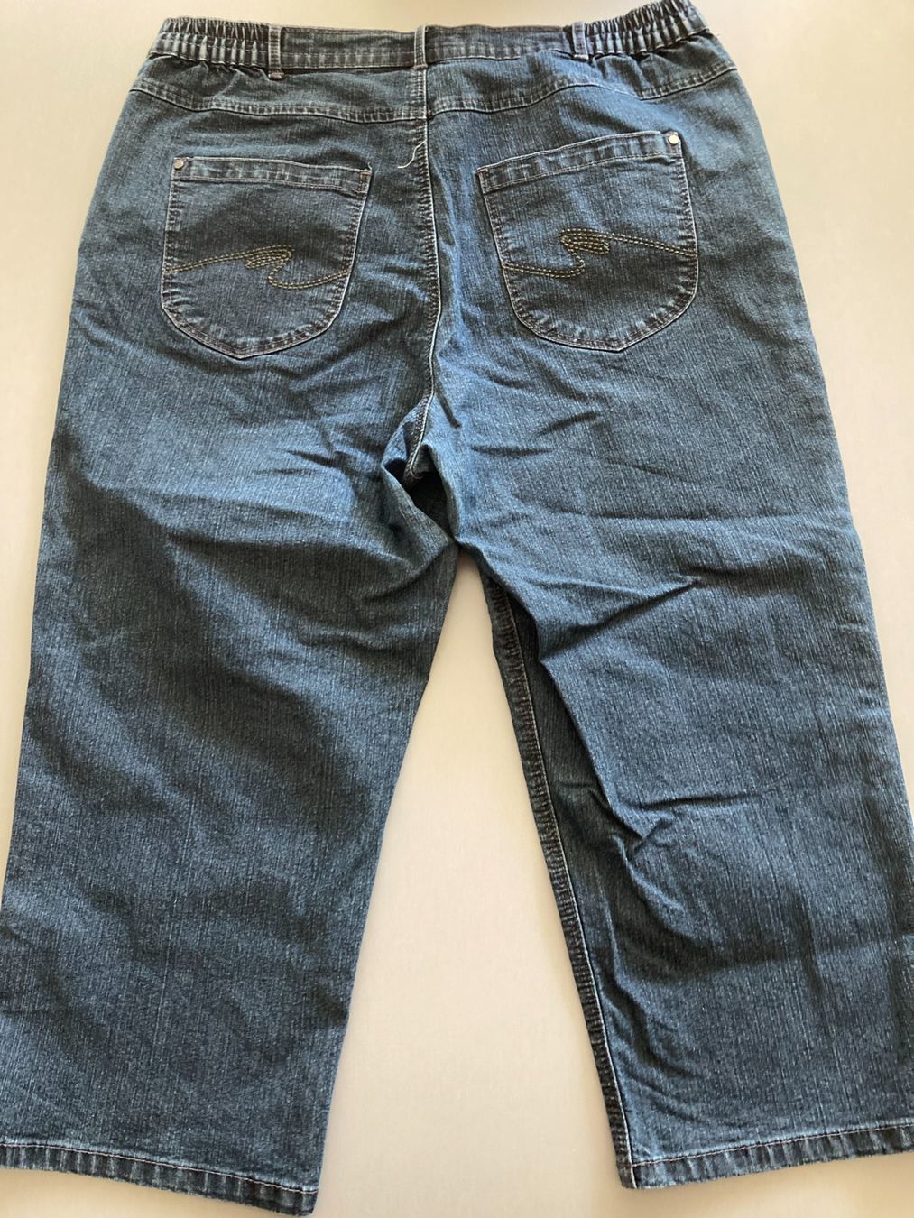 Jeans: Charles Vögele Capri Jeans, Gr. 42 – Gebraucht aus Obfelden von miau68 3