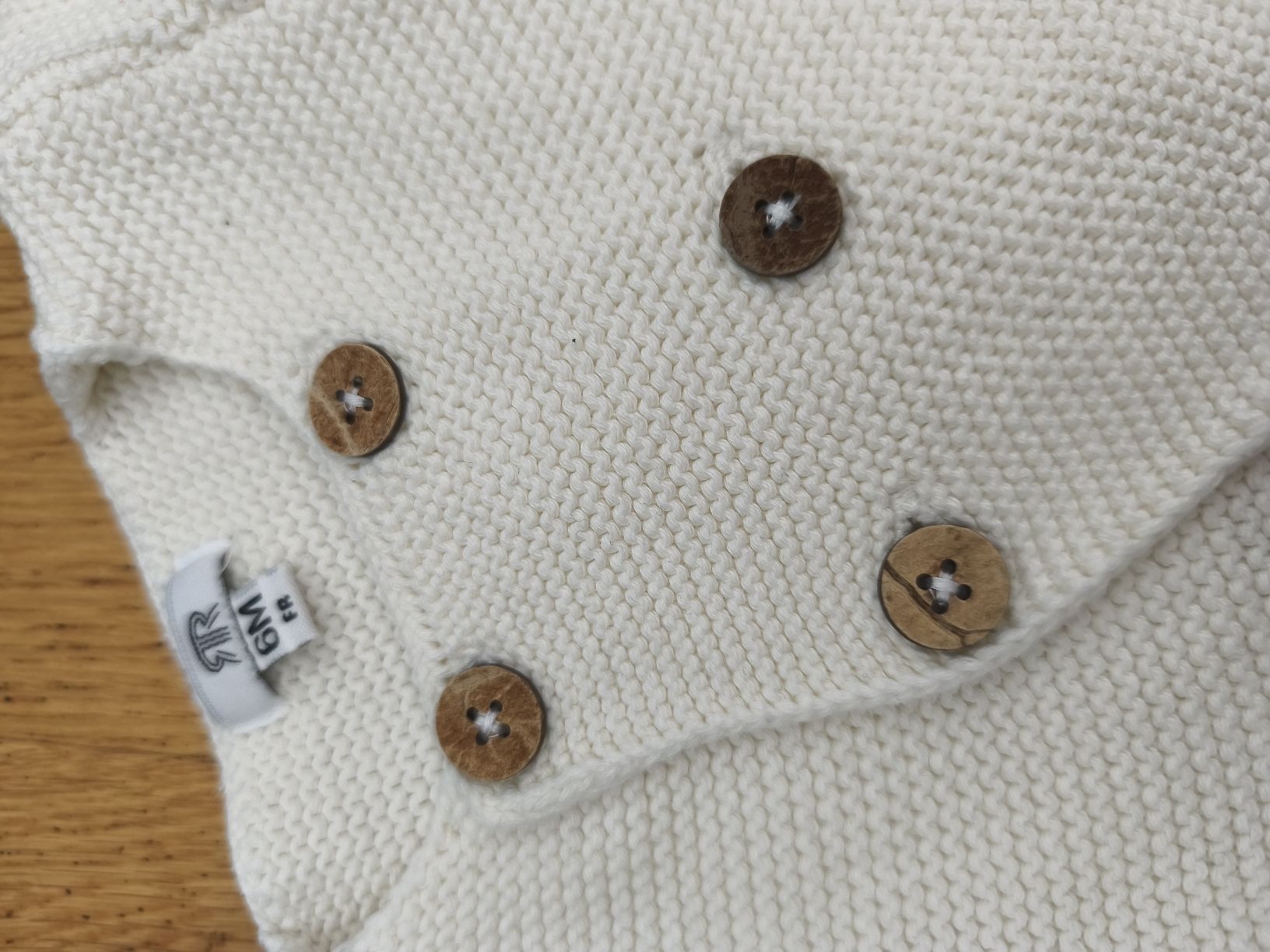 Jacken & Mäntel: Strickjacke Mädchen Weiss Grösse 6M  – Gebraucht aus Näfels von ChocolateMuffin 1