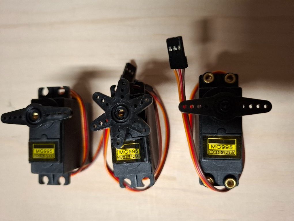Modellismo RC: 3Servos MG 995 Digi Speed – Nuovo (secondo la descrizione) da Henau venduto da fag_lzx9