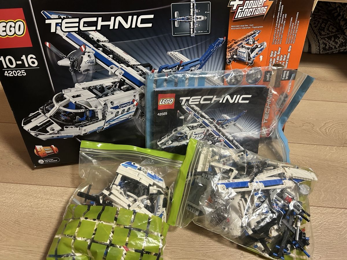 Lego Baukästen: LEGO Technic 42025 Frachtflugzeug mit Power Functions! – Gebraucht aus Wegenstetten von Sportcrispy 1