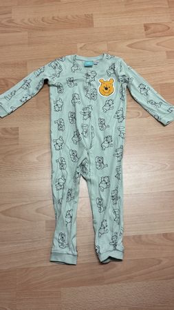 Süsser Winnie Pooh Schlafanzug, Grösse 92, Top Zustand