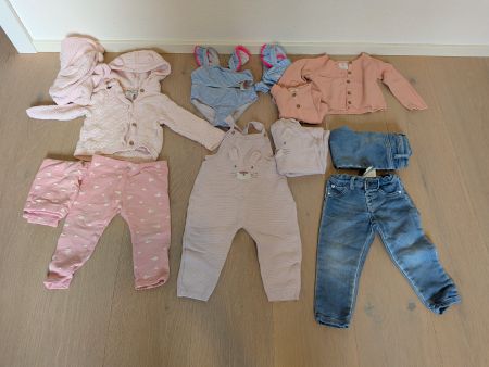 Kleiderpaket im Doppel Gr. 74/80 für Zwillinge