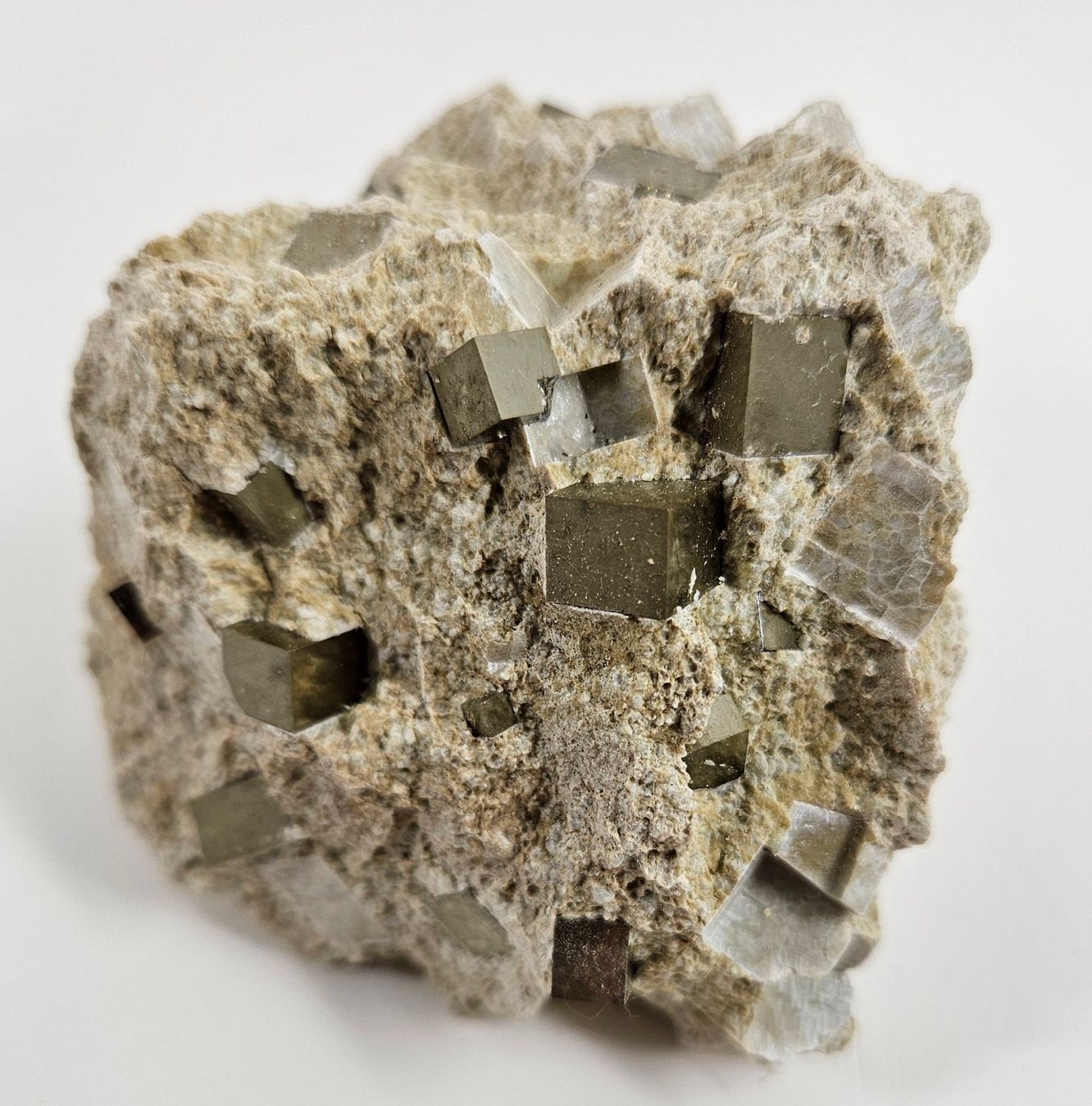 Minerali & Pietre curative: Pyritstufe, Navajun, Spanien – Usato da Uzwil venduto da Chobel1 2