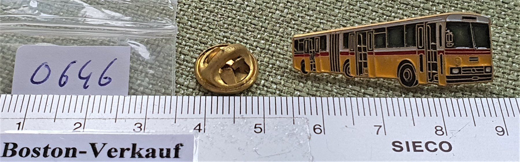 Placchette & Badge: O646 - Pin Die Post PTT Postauto – Usato da Reinach BL venduto da Boston-Verkauf 1